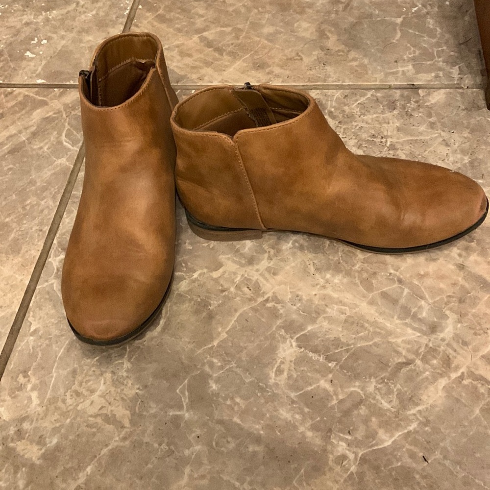 Girls ankle boots